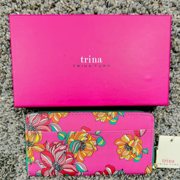NWT Trina Turk Designer Faux Leather Floral Hot Pink Zip Around Wallet W Box $48 - Picture 1 of 8